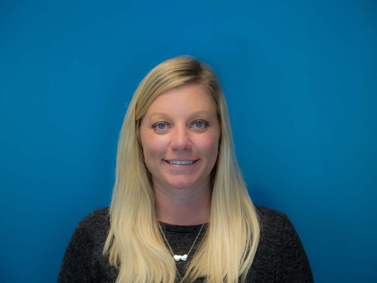 Cari, Front Office Manager