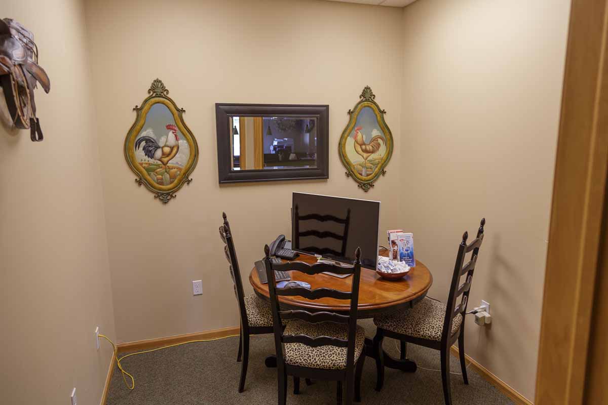Consultation room for parents and the dentist